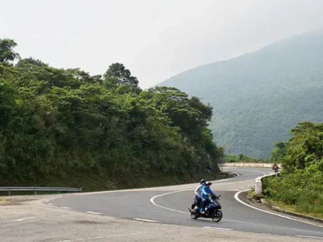15 Day The Eastern Arch Guided Motorcycle Tour in India photo 2
