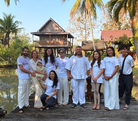 1125 Tage 200-Stunden Yoga Lehrer Ausbildung in Chiang Mai, Thailand mit Klang- und Energieheilung - Photo 1