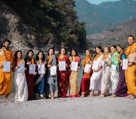 24 jours en formation de professeur de yoga 200h immersive en Inde – intégration corps, esprit et âme - Photo 2
