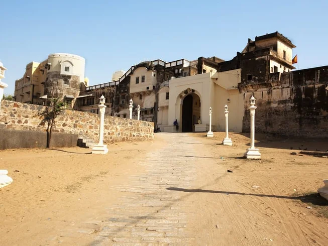 14 Day Royal Rajasthan Guided Motorcycle Tour in India photo 7
