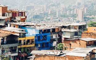 Medellín Retiros y Viajes