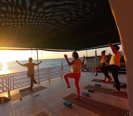 8 días de retiro de yoga y SUP en la costa de Corfú, Grecia, con senderismo, caminatas, natación y kayak - Photo 5
