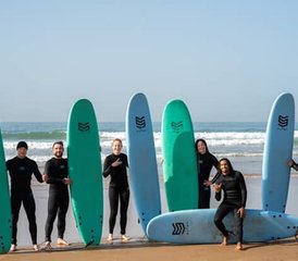 105 jours en stage de surf et yoga « Catch Your First Wave » à Tamraght, Maroc - Photo 1