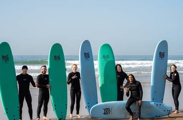 5-Daagse Pak Je Eerste Golf: Surf- en Yoga Retreat in Tamraght, Marokko