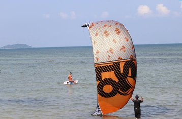 7 Day All Levels Kitesurfing Safari Trip in Bintan Island, Indonesia