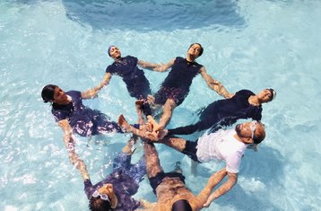 1-Maand 100-Urige Online Zelfgestuurde Aqua Yoga Therapie Docentenopleiding