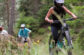6 jours de vacances à vélo électrique avec visite d’eaux thermales minérales dans les montagnes du Rila, Bulgarie