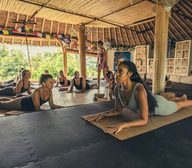 1128 Day 300-Hour Hybrid Yoga Teacher Training in Uluwatu, Bali, Indonesia - Photo 1