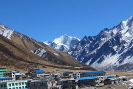10 jours en stage de trek dans la vallée de Langtang, province de Bagmati, centre-nord du Népal