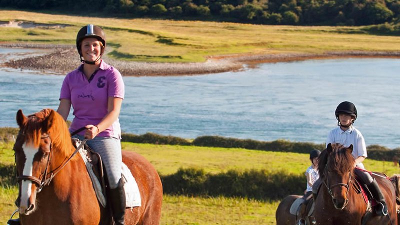 7 Day Atlantic Trail Week Horse Riding Holiday in Mullaghmore, County Sligo