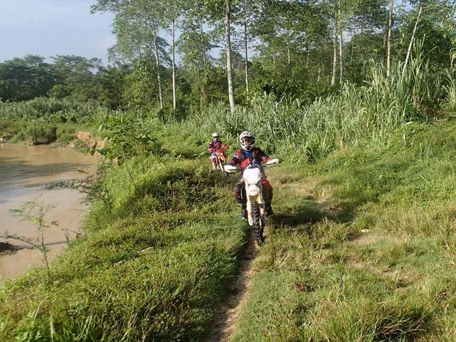 2 Day Guided Dirt Bike Tour in Selangor, Near Kuala Lumpur, Malaysia photo 6