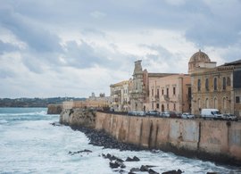 Avola Retreats und Reisen