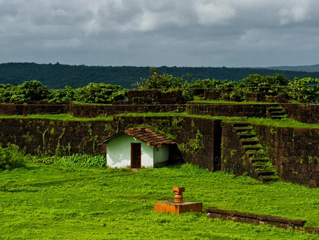 9 Day "Tropical Twister" Guided Loop Motorcycle Tour in Goa and Karnataka, India photo 9