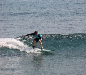 86 días de campamento de surf en Senggigi, Lombok, Indonesia - Photo 1