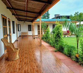 24 días de profesorado de yoga de 200 horas con desintoxicación del cuerpo y las emociones en Rishikesh, India - Photo 5