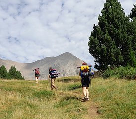 2 días en retiro de yoga, pranayama y trekking de montaña en Valle de Benasque, Aragón, España - Photo 3
