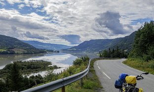 Oppland Retiros y Viajes