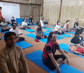21 días de formación de profesorado de yoga de 200 horas y tour espiritual en Nepal - Photo 2