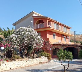 4 días de retiro de yoga para todos los niveles en el campo de Sicilia, Italia - Photo 4