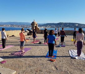 02 jours en week-end de yoga sur les îles de Lérins, Cannes, France - Photo 1