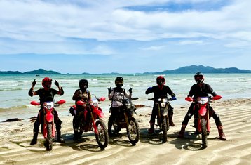 3 jours à moto dans le nord de Palawan : El Nido, Port Barton et Dumaran, Philippines