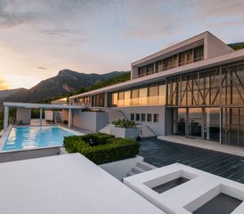 5 Day Wellness Retreat with Yoga, Breathwork, Sound Healing and More in Rovies, Greece  - Photo 5