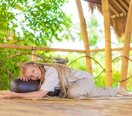 200-Stunden Hybrid: Selbstbestimmt Online und 20 Tage Yin Yoga Therapie TTC in Koh Phangan, Thailand - Photo 5