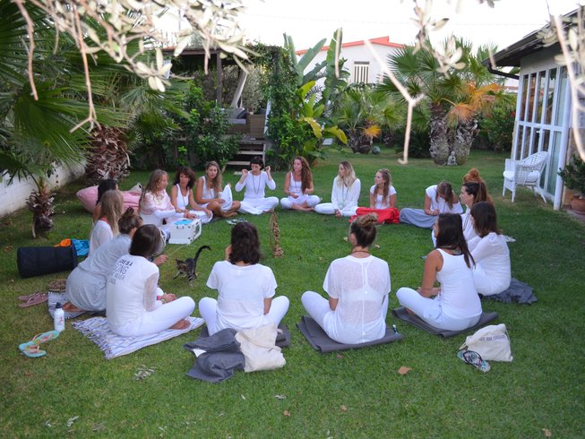 10 Days Integration 100 Hours Yoga Teacher Training In Ragusa