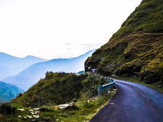 10 Days Land of Gods Himalayan Guided Motorcycle Tour in India photo 8