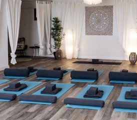 5 días de retiro de bienestar y yoga en Sandhi House en Ericeira, Portugal - Photo 5