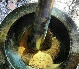 8 Tage Urlaub zur Herstellung von Kräuterhautpflege und Praktischer Workshop in Alájar, Andalusien, Spanien - Photo 3