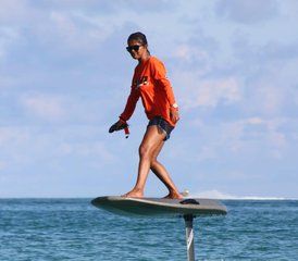 4-Daagse eFoil Surfkamp in Hua Hin, Thailand - Photo 2