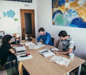 14 jours en stage standard d'espagnol et yoga à Tarifa, Espagne pour débutants - Photo 4