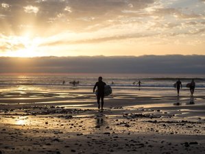 8 jours en stage de coaching de surf avec des instructeurs expérimentés et professionnels à Tamraght, Maroc