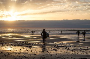 8-Daagse Surfcoachingskamp met Ervaren En Professionele Instructeurs in Tamraght, Marokko