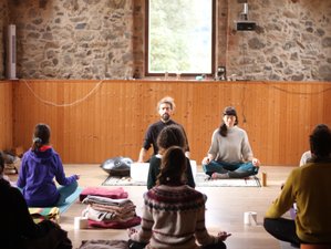 3 días de retiro de breathwork, yoga y constelaciones familiares cerca de Barcelona