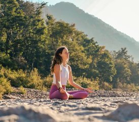 15 Tage 100-Stunden Yogatherapie Lehrer Ausbildung in Rishikesh, Indien mit Ayurveda, Meridianen und mehr - Photo 4