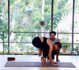 615 Tage 100-Stunden Yogalehrer Ausbildung mit Ayurveda in Kerala, Indien - Photo 1