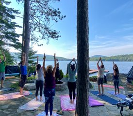 4-Daagse Zomerse Yoga Vakantie met Begeleide Wandelingen, SUP en Zeilen in Acadia National Park, Maine, Verenigde S - Photo 3