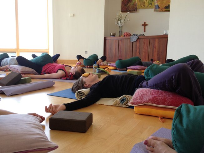 9 Days Riverside Yoga Retreat Portugal Bookyogaretreats Com