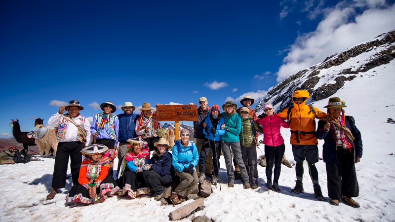 4-tägiges privates Trekking von Lodge zu Lodge durch die Vilcanota-Kordillere in den peruanischen Anden
