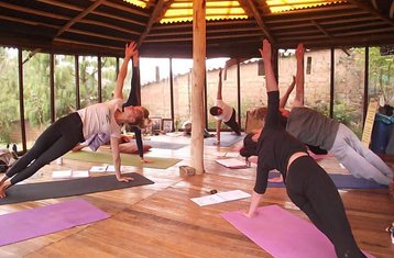 Sacred Yoga Lehrer Ausbildung: 22 Tage Transformation & Heilung im Herzen der Anden, Peru