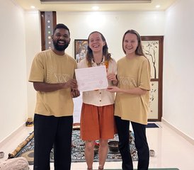 04 jours en formation de professeur de yoga du rire et méditation à Rishikesh, Inde - Photo 1