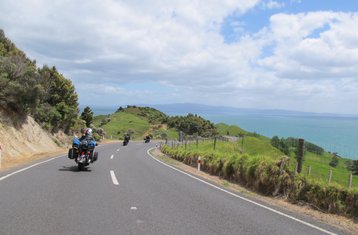 35 Day Fully-Guided North and South Islands New Zealand Supreme Motorcycle Tour
