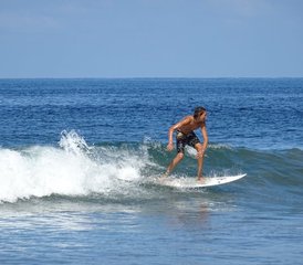 1 mes de campamento de español y surf en Tamarindo, Guanacaste, Costa Rica - Photo 2