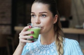 8 jours en stage de jeûne aux jus et détox avec yoga à Sernabatim Beach, Goa, Inde