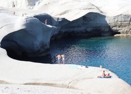 Milos Retreats und Reisen