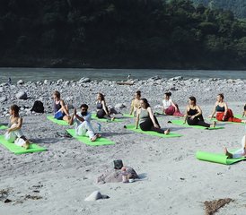 14 jours-100h en formation de professeur de yoga multistyles avec séance de sonothérapie à Rishikesh, Inde - Photo 5