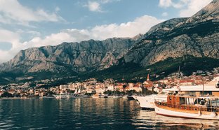 Makarska Retreats und Reisen