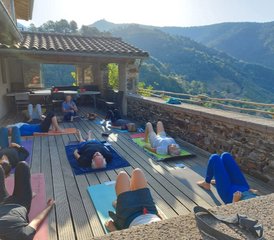 4 Tage Yoga- und Gourmet-Wander-Retreat in der Ardèche, Frankreich - Photo 2